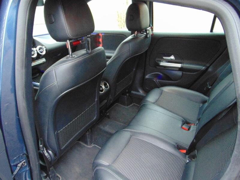 MERCEDES GLA (H247) GLA 200 Automatic ...