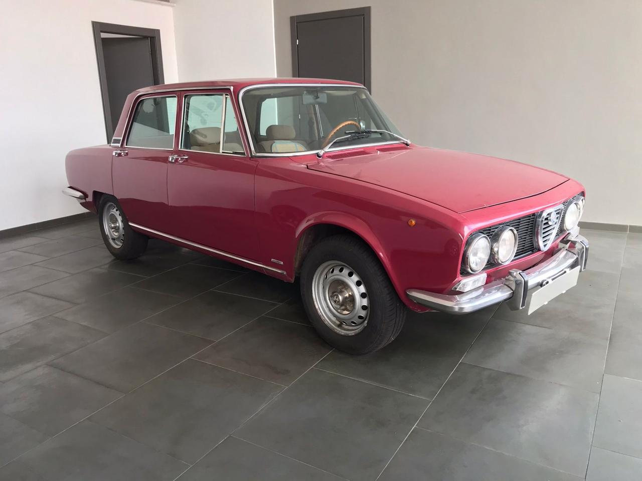 alfa romeo 2000 del 72 con targa originale