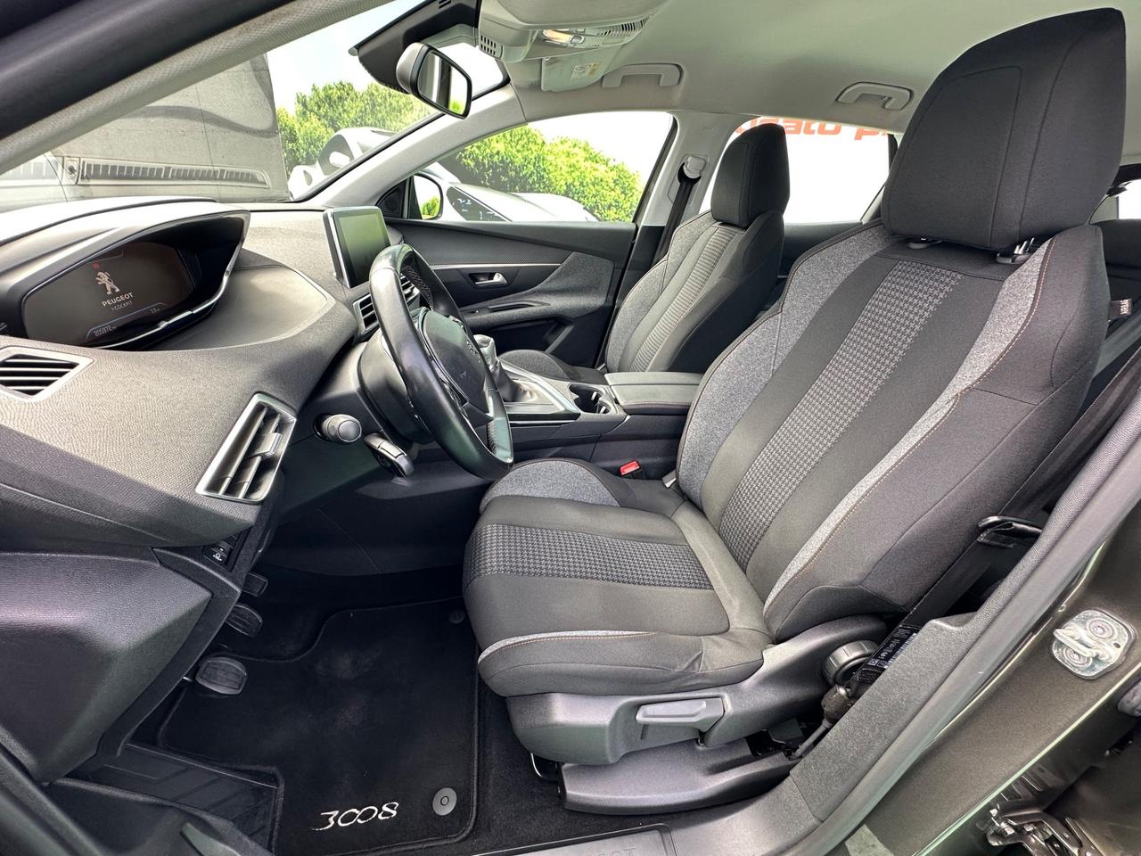 Peugeot 3008 1.5 BlueHDI 130cv Active 2019