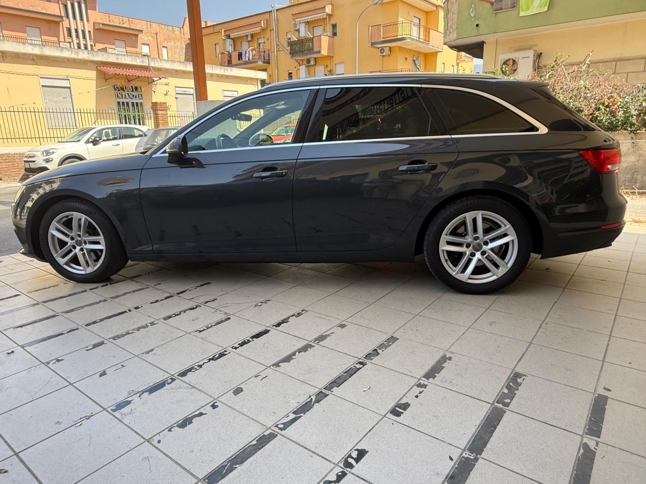 Audi A4 Avant 2.0 TDI 150 CV ultra S tronic Sport