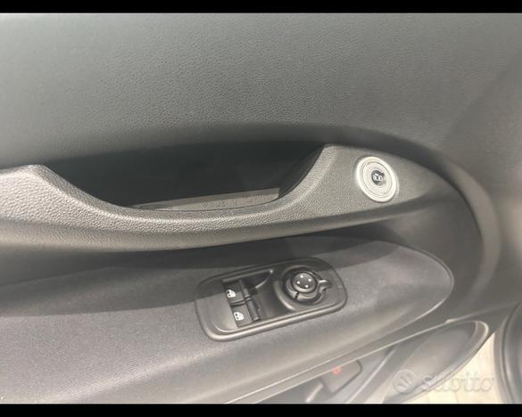 FIAT 500 Bev Hatchback My24 500e -320 Berli N71118
