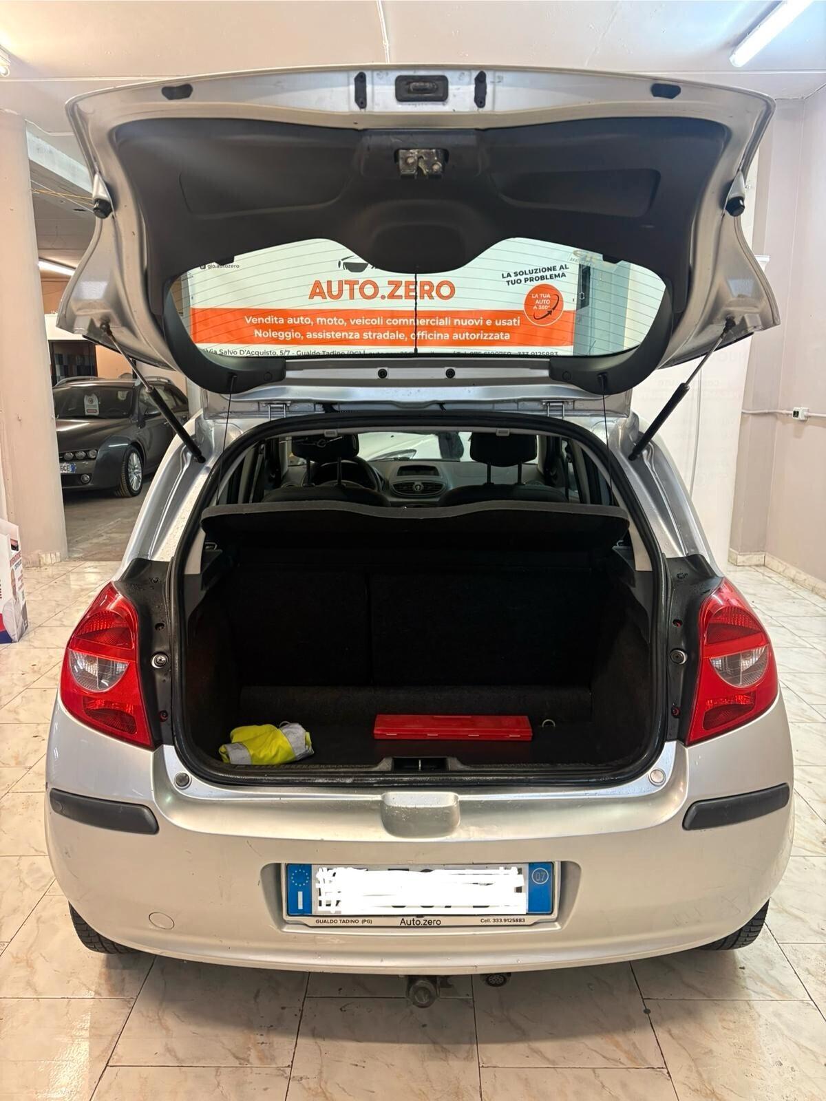 Renault Clio 1.2 16V 5 porte Confort