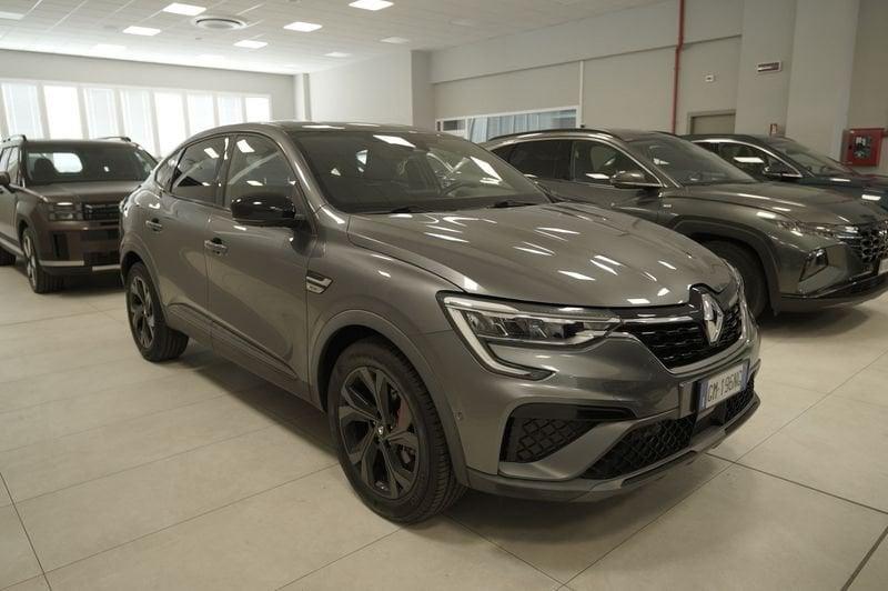 Renault Arkana 2021 1.6 E-Tech full hybrid R.S. Line 145cv