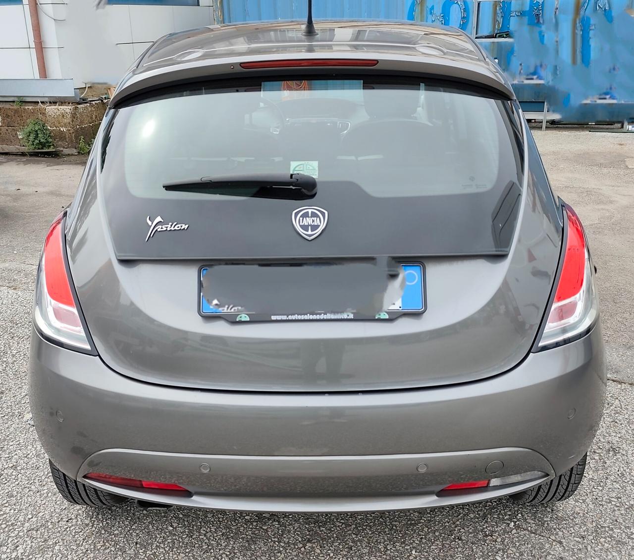 Lancia Ypsilon 1.2 BENZINA E GPL
