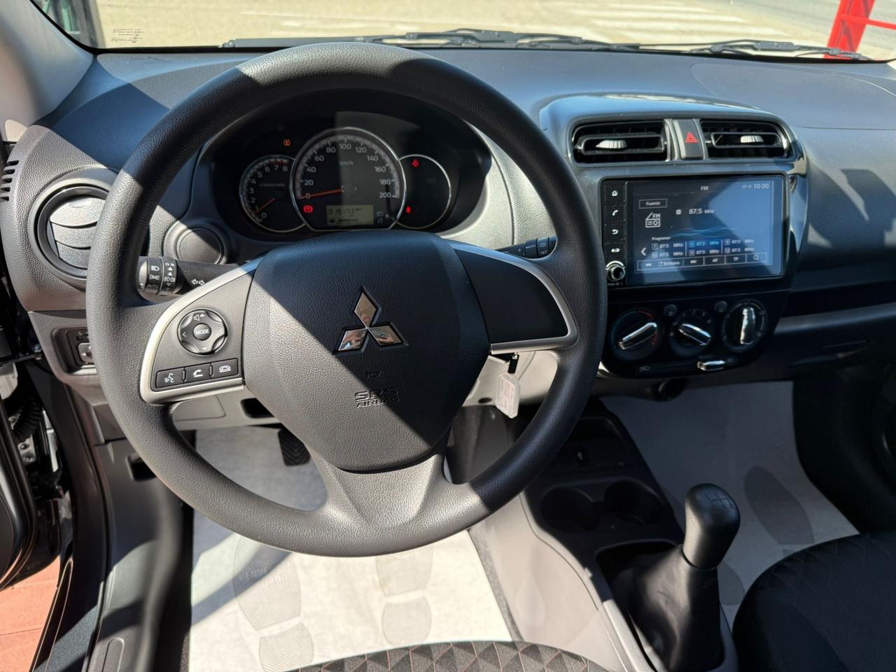 Mitsubishi Space Star 1.2BENZ 71CV IVA ESPOSTA