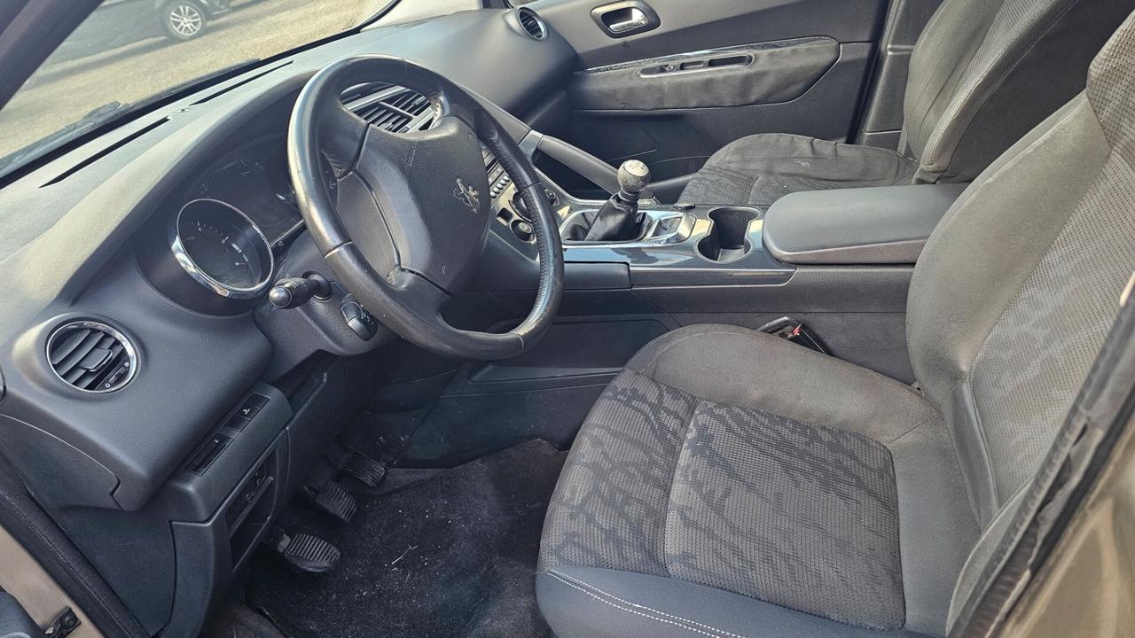 Peugeot 3008 1.6 HDi 112CV Allure info 3792464507