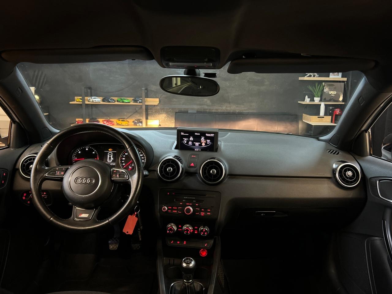 Audi A1 SPB 1.6 TDI S line edition