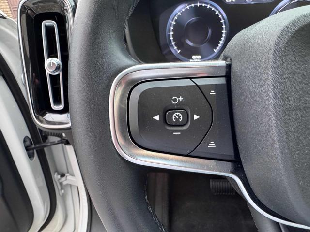 VOLVO XC40 T5 Recharge Plug-in Hybrid Inscription Expression