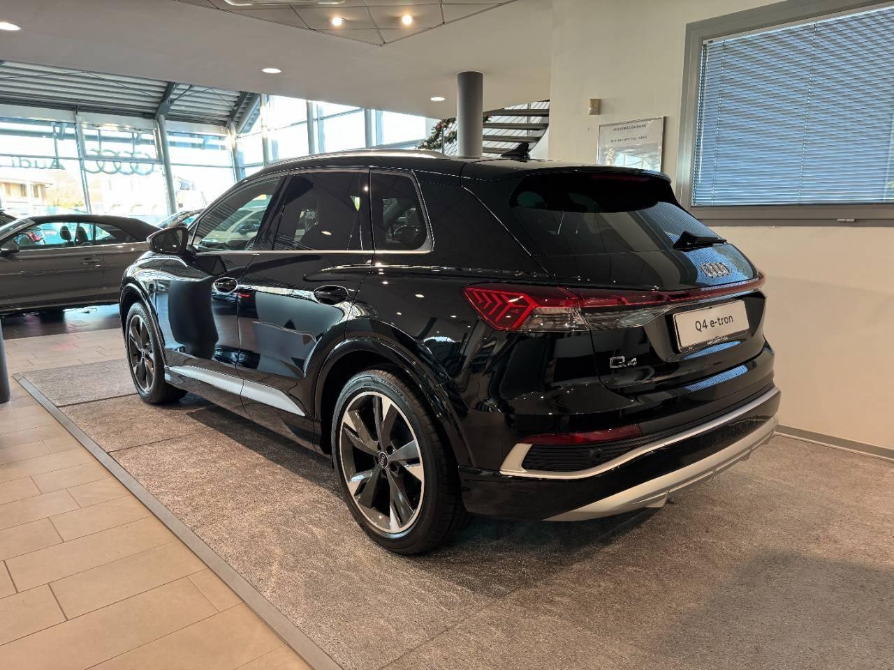 AUDI Q4 40 E-TRON S-LINE EDITION