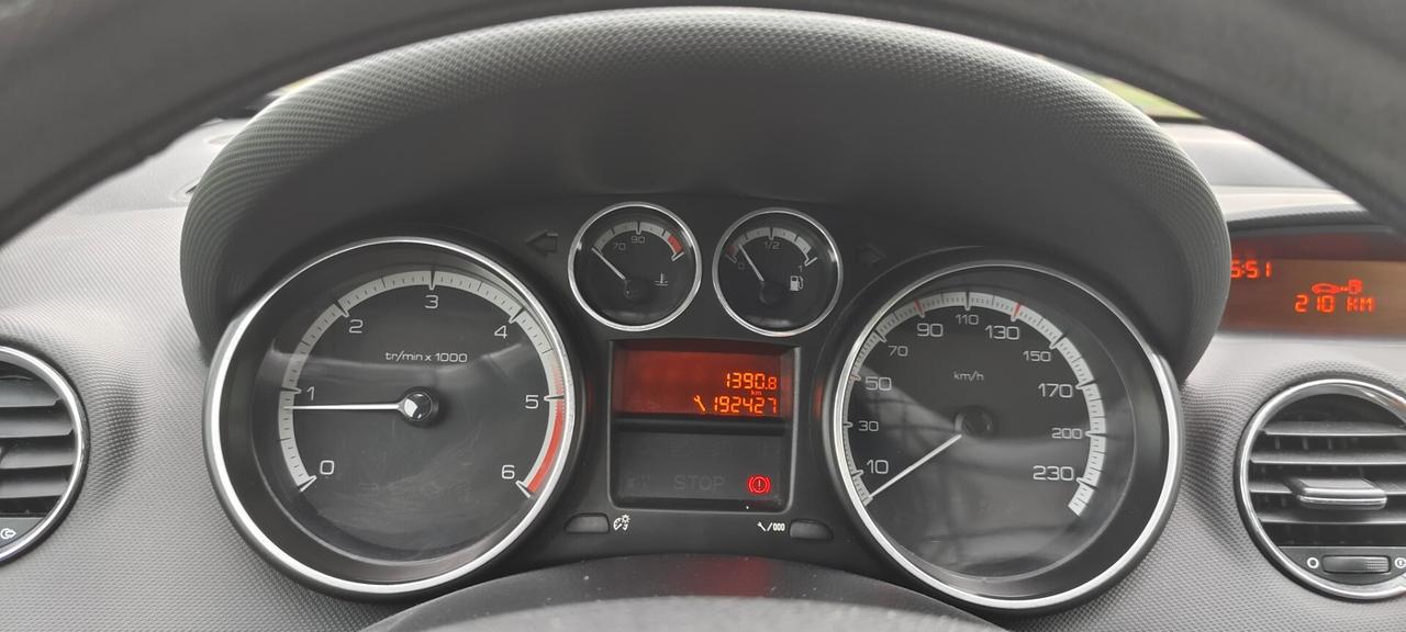 Peugeot 308 1.6 HDi 90CV SW Ciel Premium