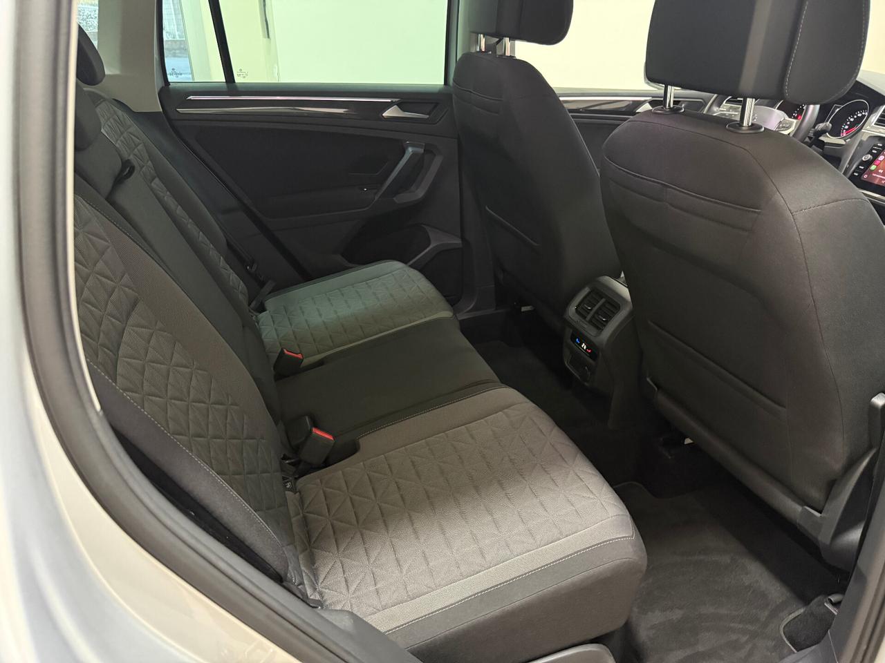 Volkswagen Tiguan 2.0 TDI 150 CV SCR DSG Elegance