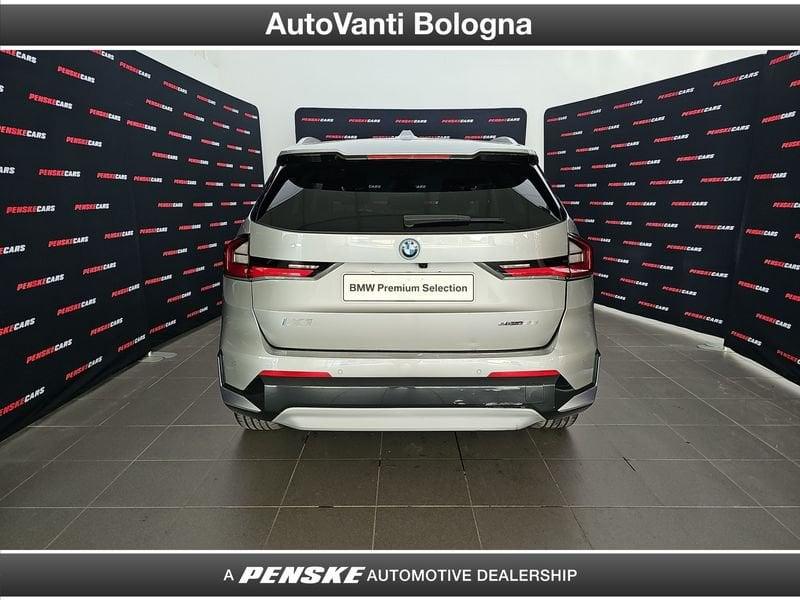 BMW iX1 eDrive 20 X-Line