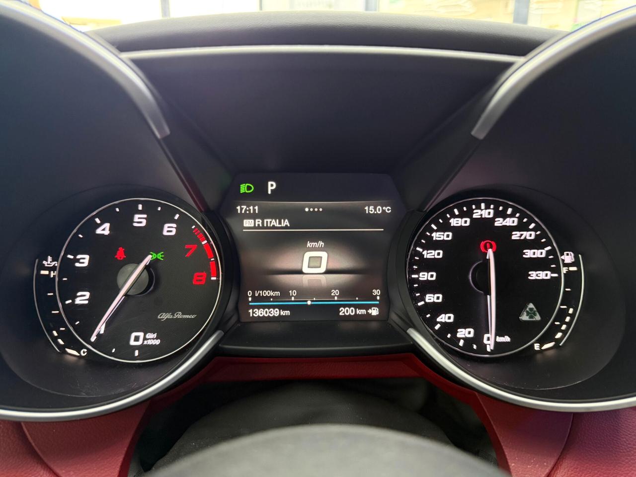 Alfa Romeo Giulia 2.9 V6 Bi-Turbo AT8 Quadrifoglio