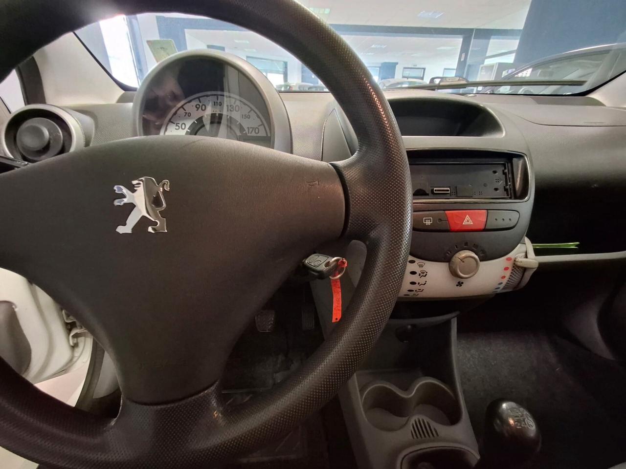 Peugeot 107 1.0 68CV 5p. Sweet Years