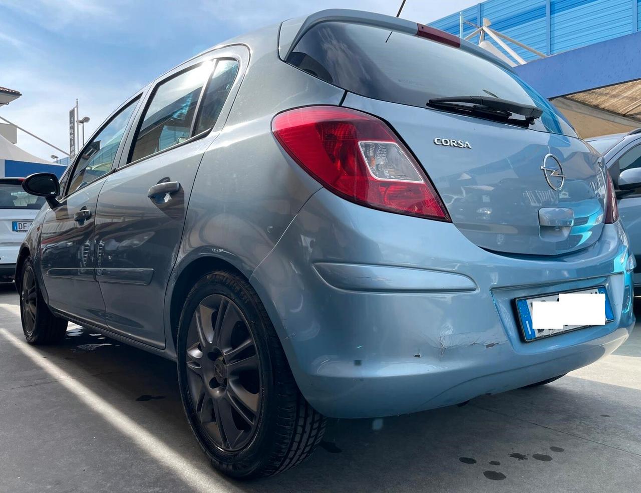 OPEL CORSA 1,2 BENZ/GPL