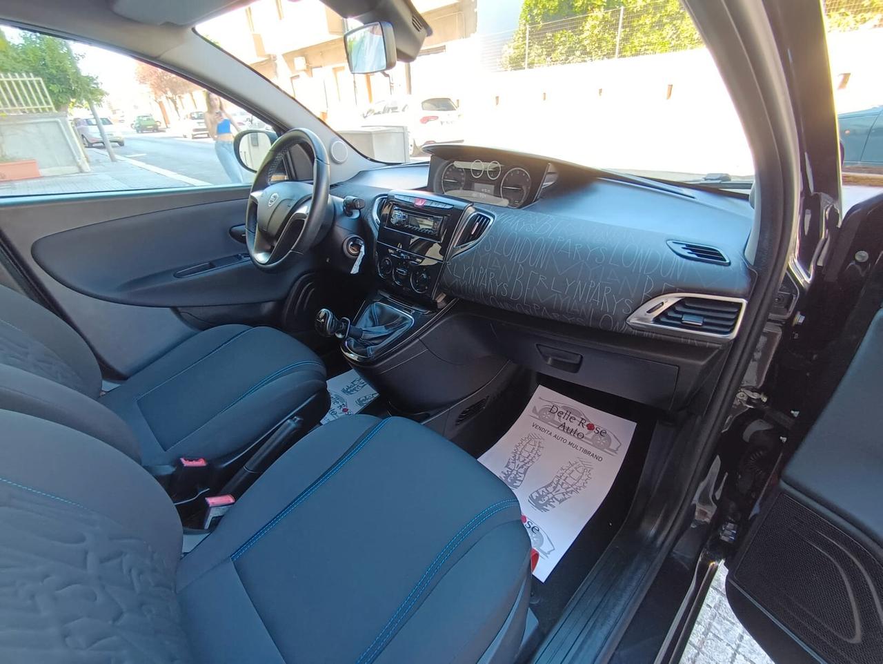 Lancia Ypsilon 1.2 benzinza 69 CV Elefantino Blu 5 porte