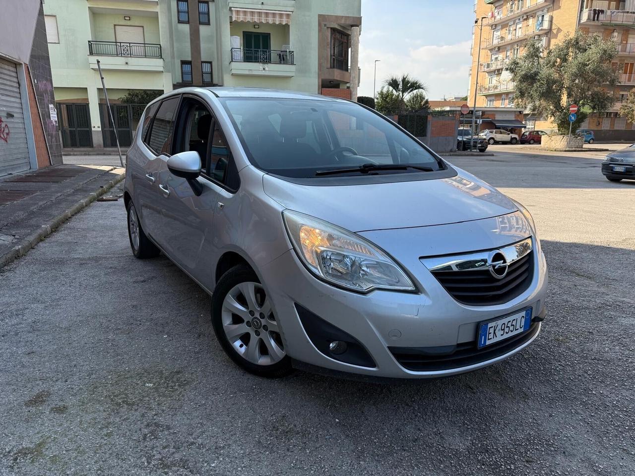 Opel Meriva 1.3 CDTI 95CV ecoFLEX Cosmo