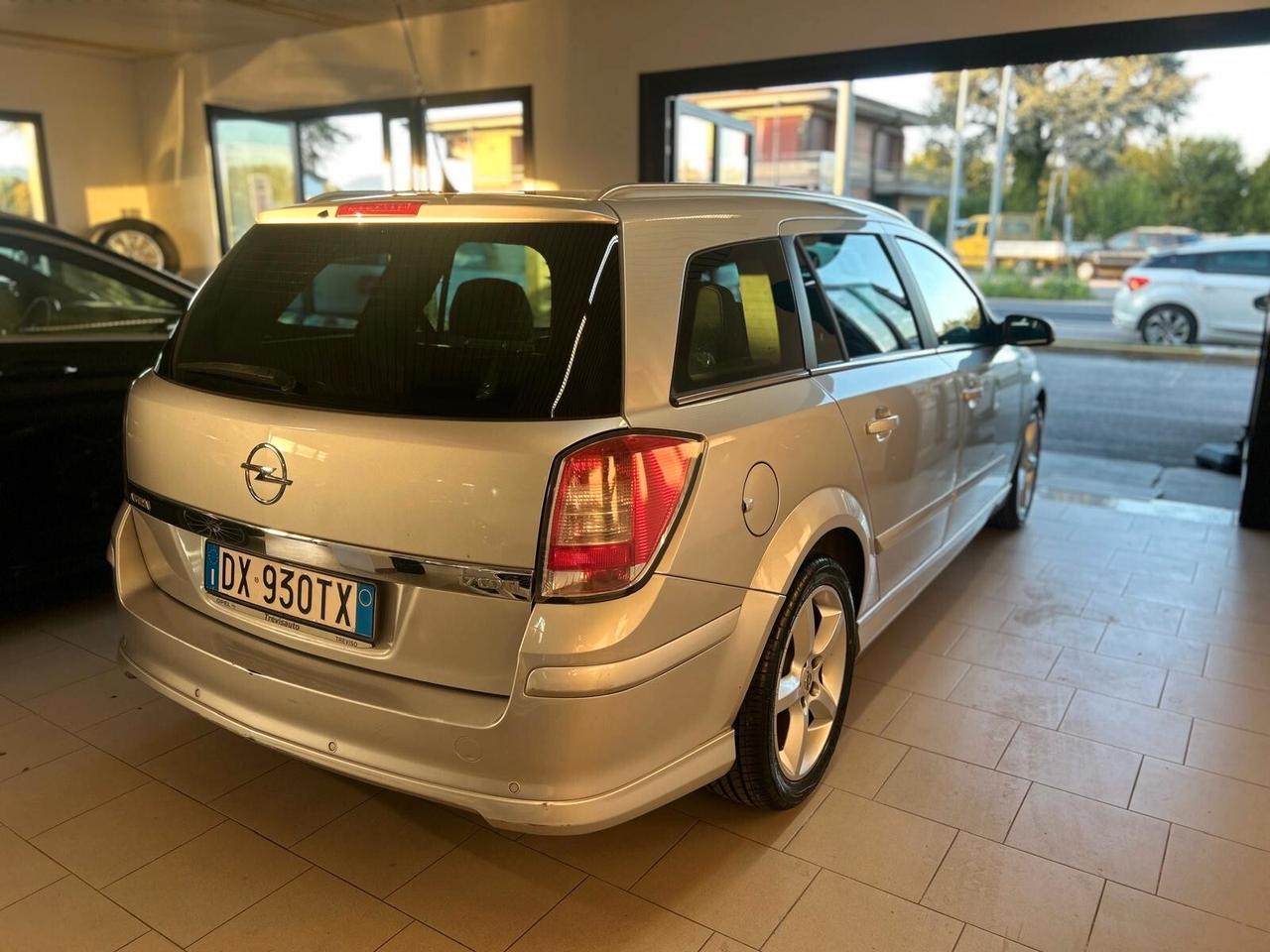 Opel Astra 1.7 CDTI 110CV 5 porte Cosmo