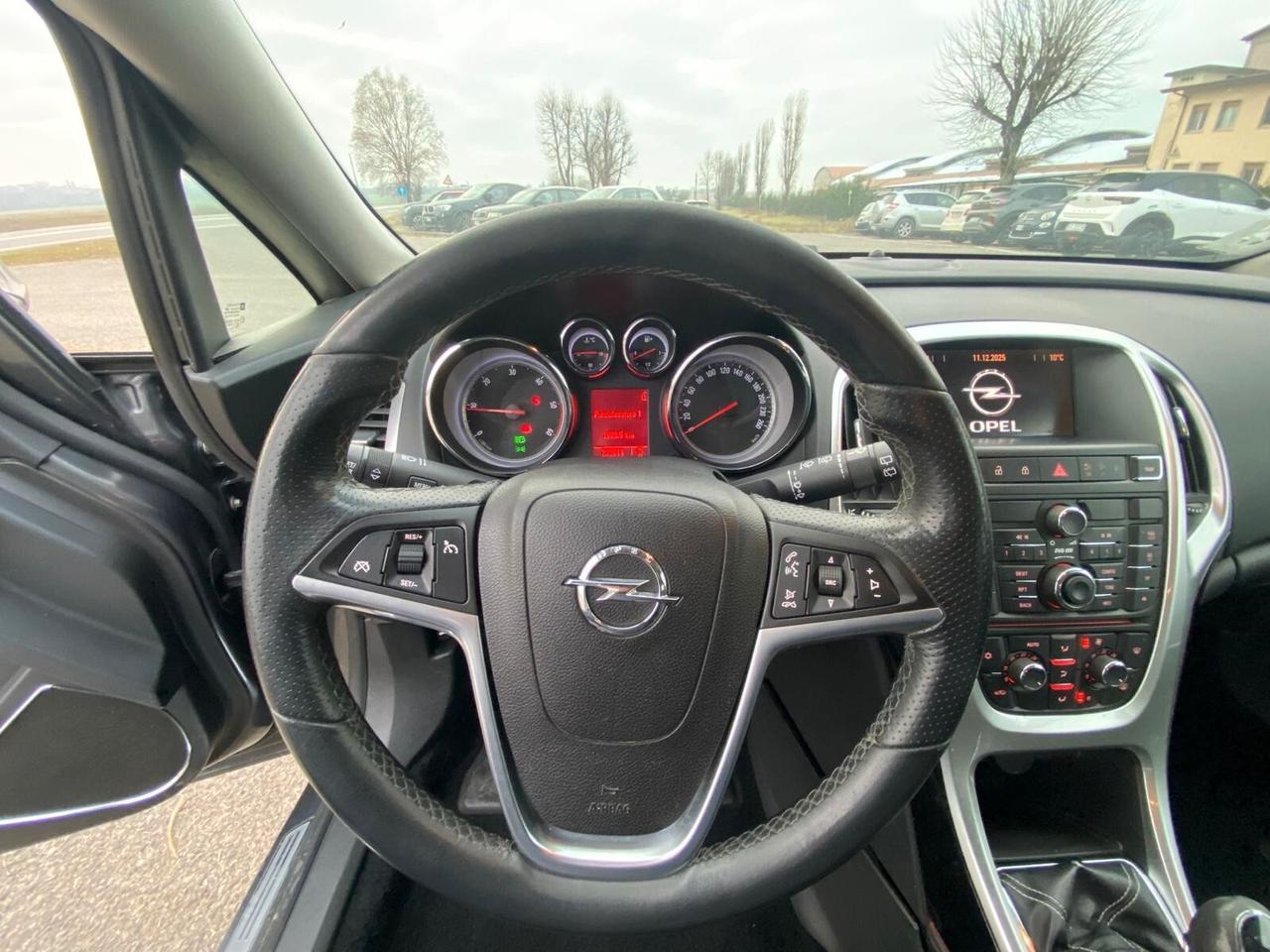 Opel Astra SPORTS TOURER