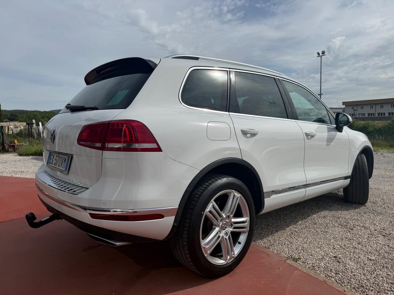 Volkswagen Touareg 3.0 TDI 262 CV tip. BMT Terrain Tech Executive