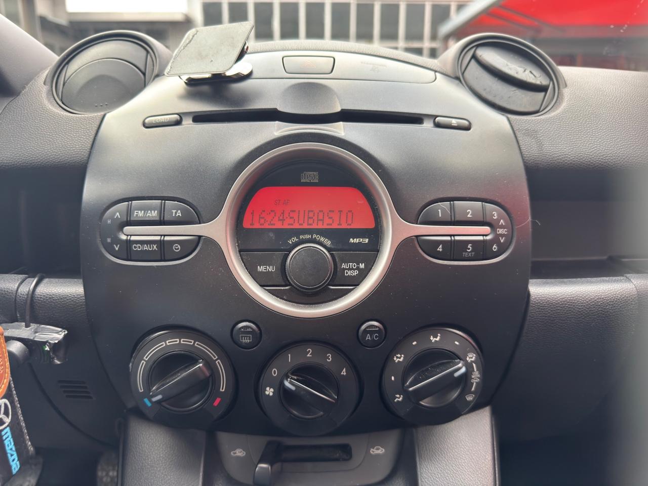 Mazda 2 1.3 16V 75CV 5p