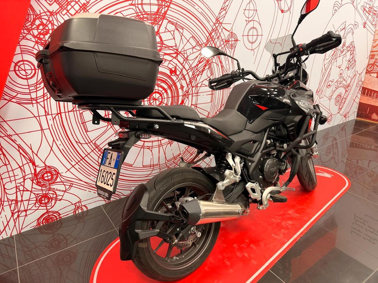 Benelli TRK 251 2022