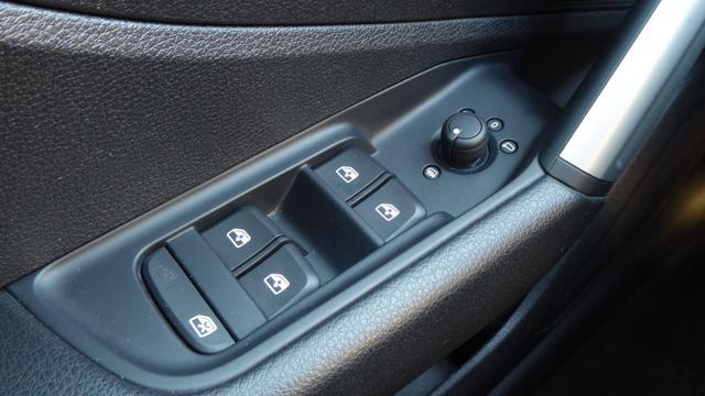 AUDI Q2 30 TDI S-Tronic S Line Edition