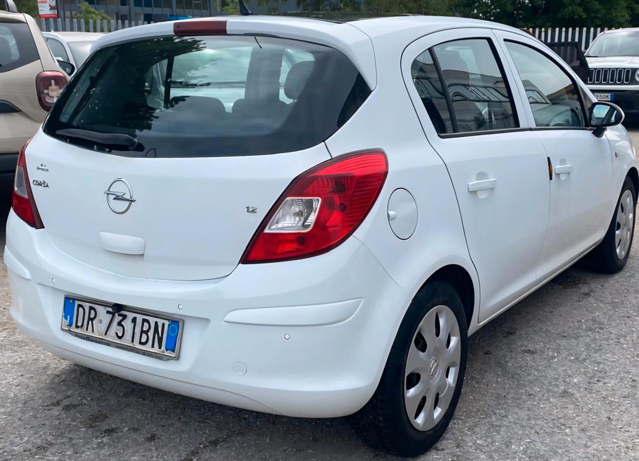 Opel Corsa 1.2 5 porte Enjoy