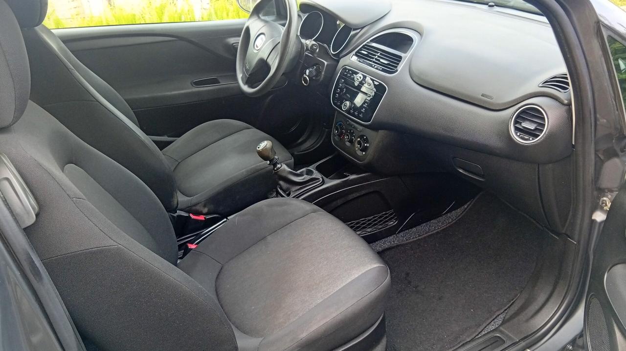 Fiat Punto 1.4 8V 3P 1 Propr . GPL 87.000km