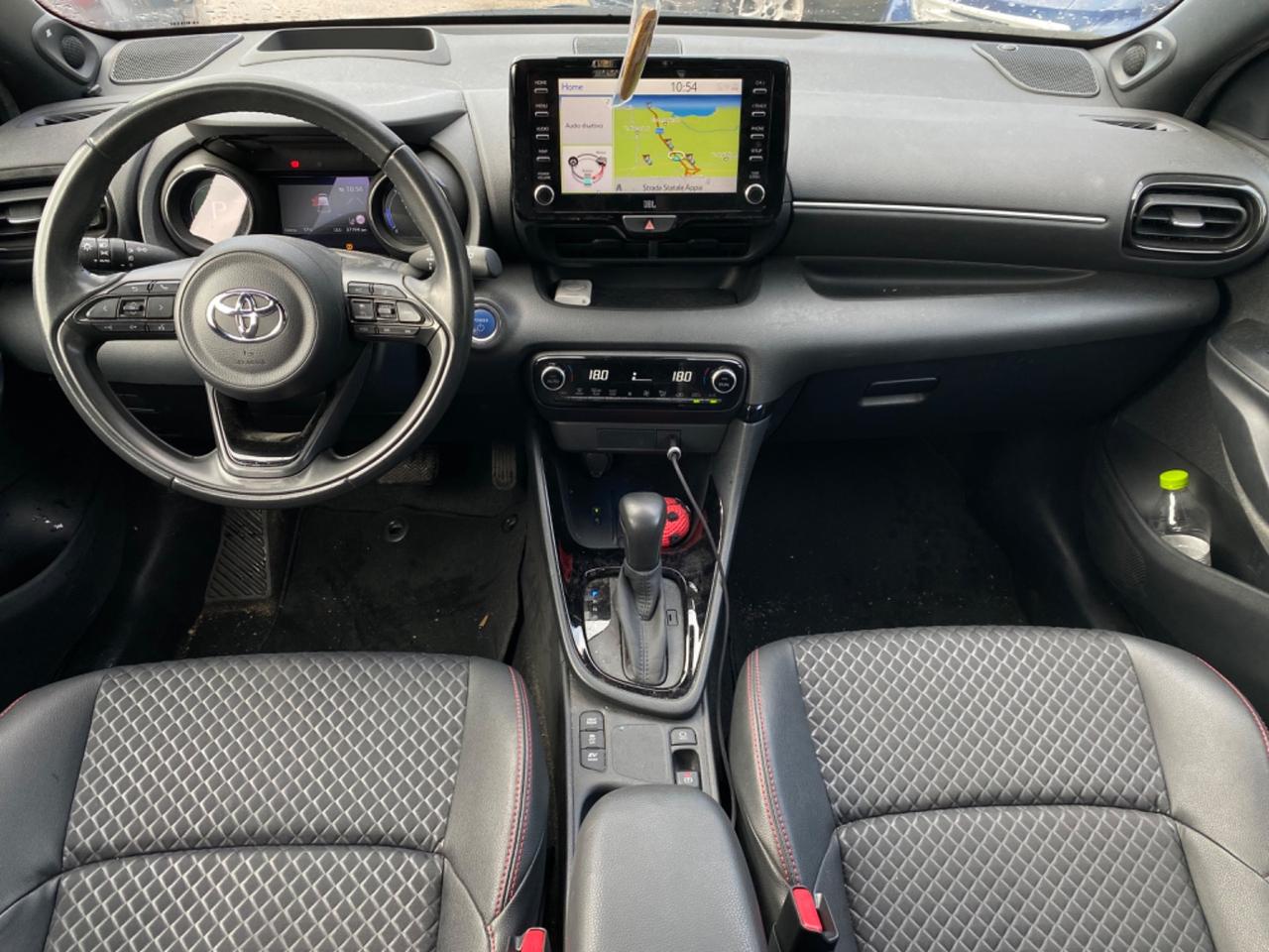 Toyota Yaris 1.5 Hybrid 5 porte Lounge