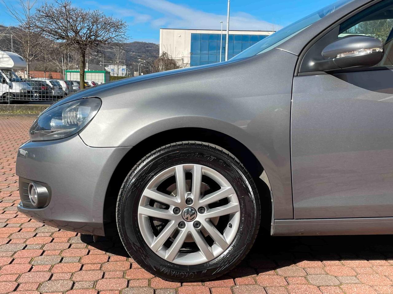Volkswagen Golf 1.6 TDI DPF 5p. Highline NEOPATENTATI