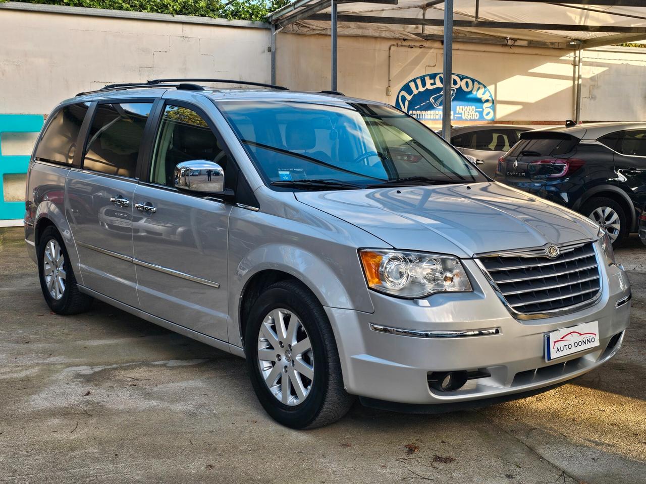 Chrysler Grand Voyager 2.8 CRD DPF Limited Stowngo