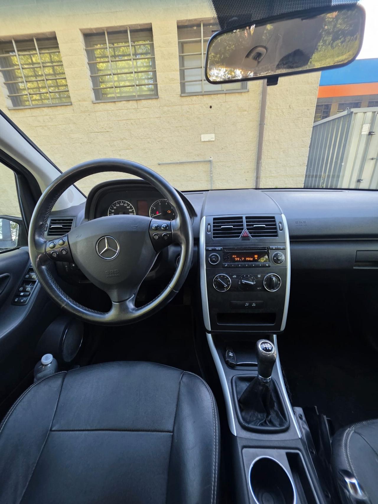 Mercedes-benz A 150 Classic Basic