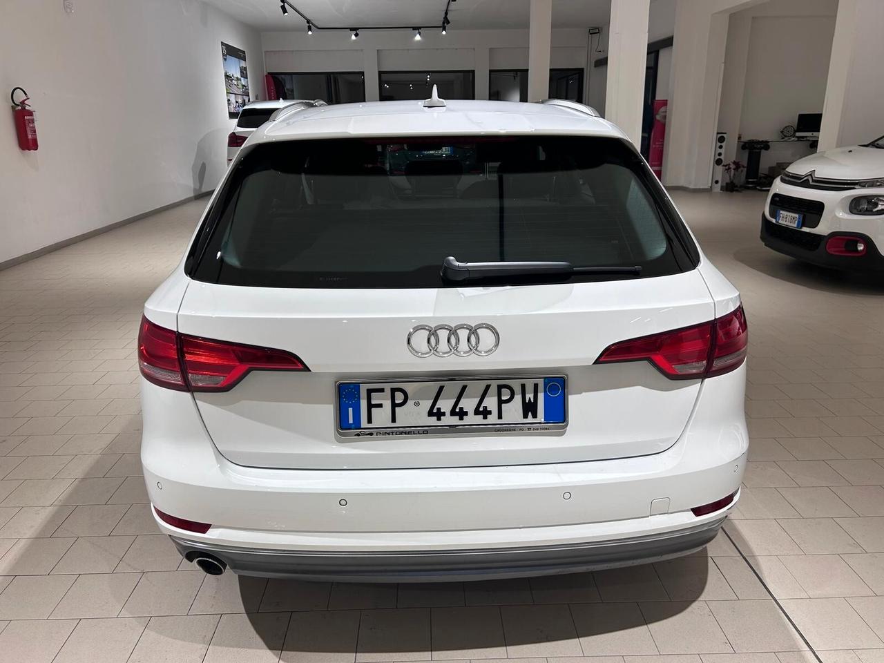 Audi A4 Avant 2.0 TDI 122 CV S tronic S line edition