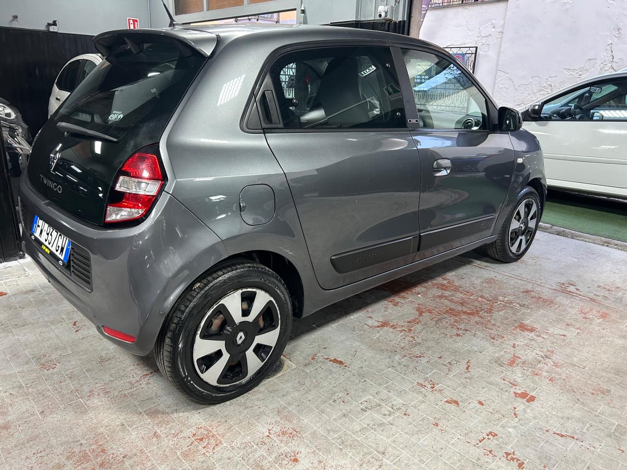 Renault Twingo SCe EDC La Parisienne