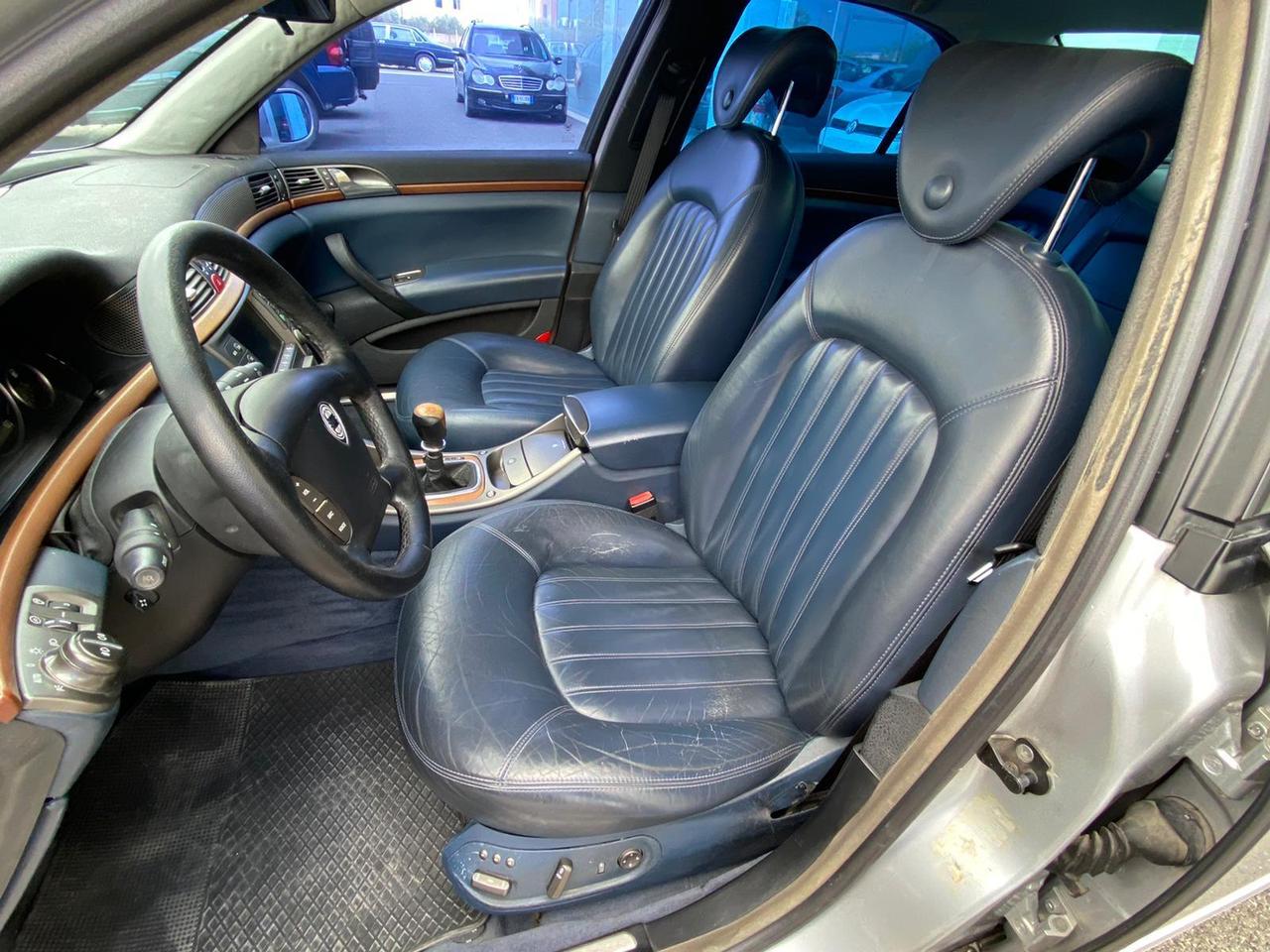 Lancia Thesis 2.4 JTD Executive