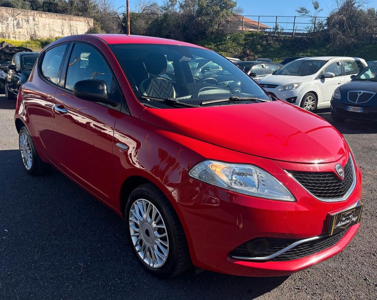 Lancia Ypsilon 1.2 69 CV 5 porte GPL Ecochic Gold