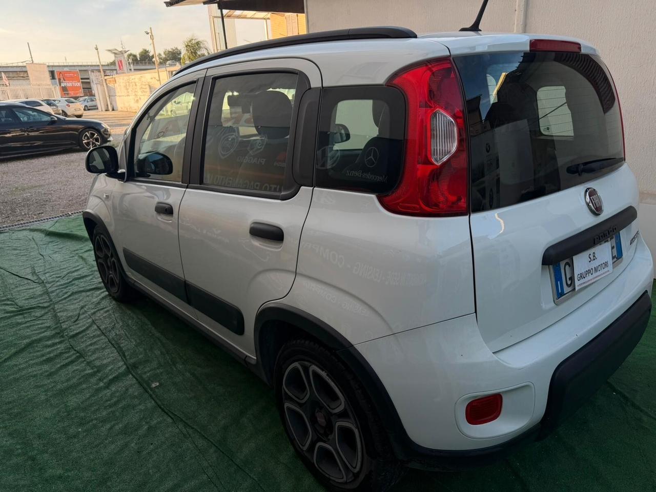 Fiat Panda 2023 1.0 FireFly S&S Hybrid City Cross