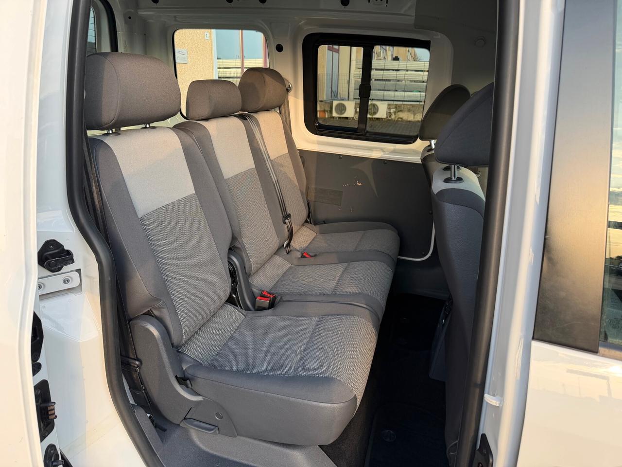 Volkswagen Caddy 2.0 TDI 140 CV 4Motion DSG 5p. AUTOVETTURA 5 POSTI