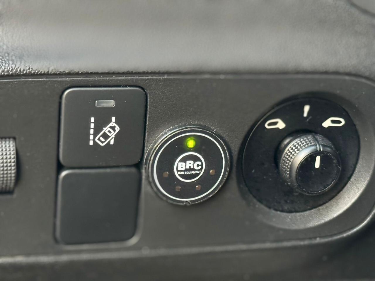 Citroen C3 PureTech 82 GPL Shine