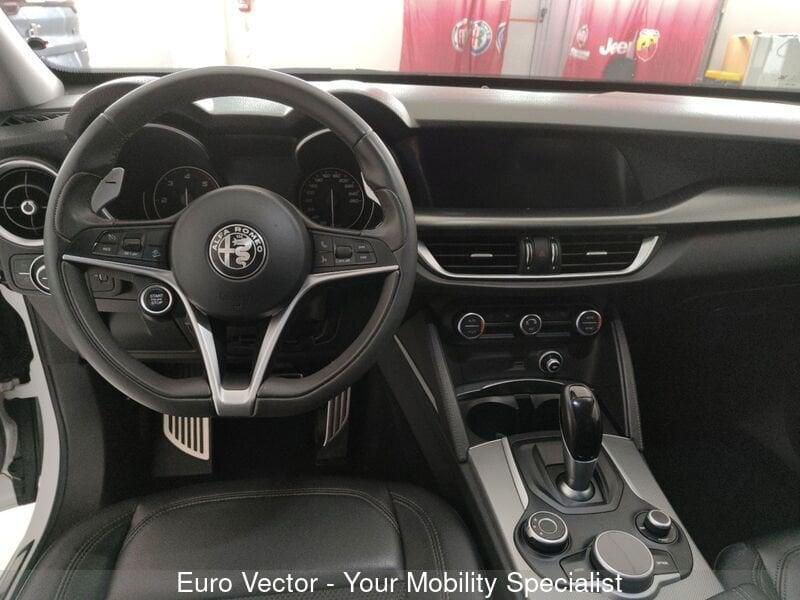 Alfa Romeo Stelvio 2.2 Turbodiesel 180 CV AT8 Executive