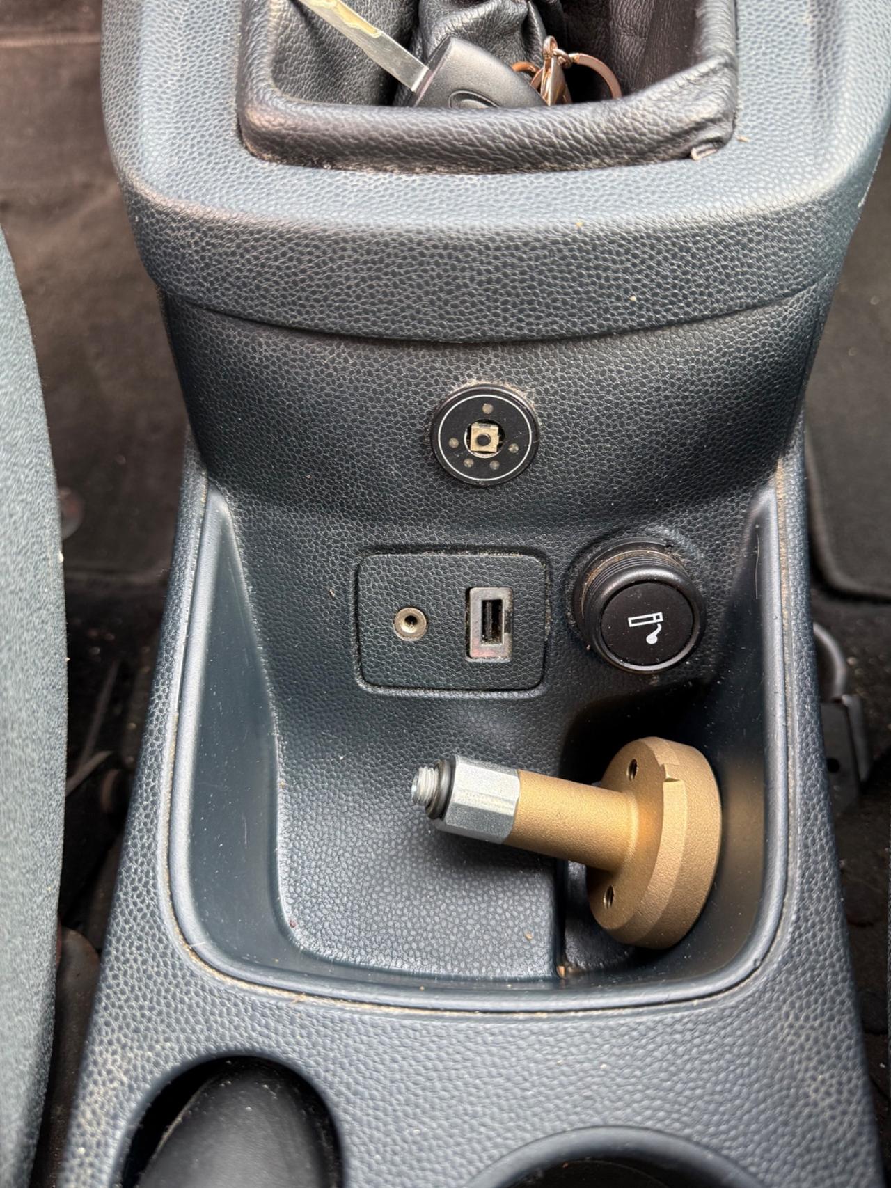 Ford Fiesta Fiesta+ 1.4 5 porte Bz.- GPL