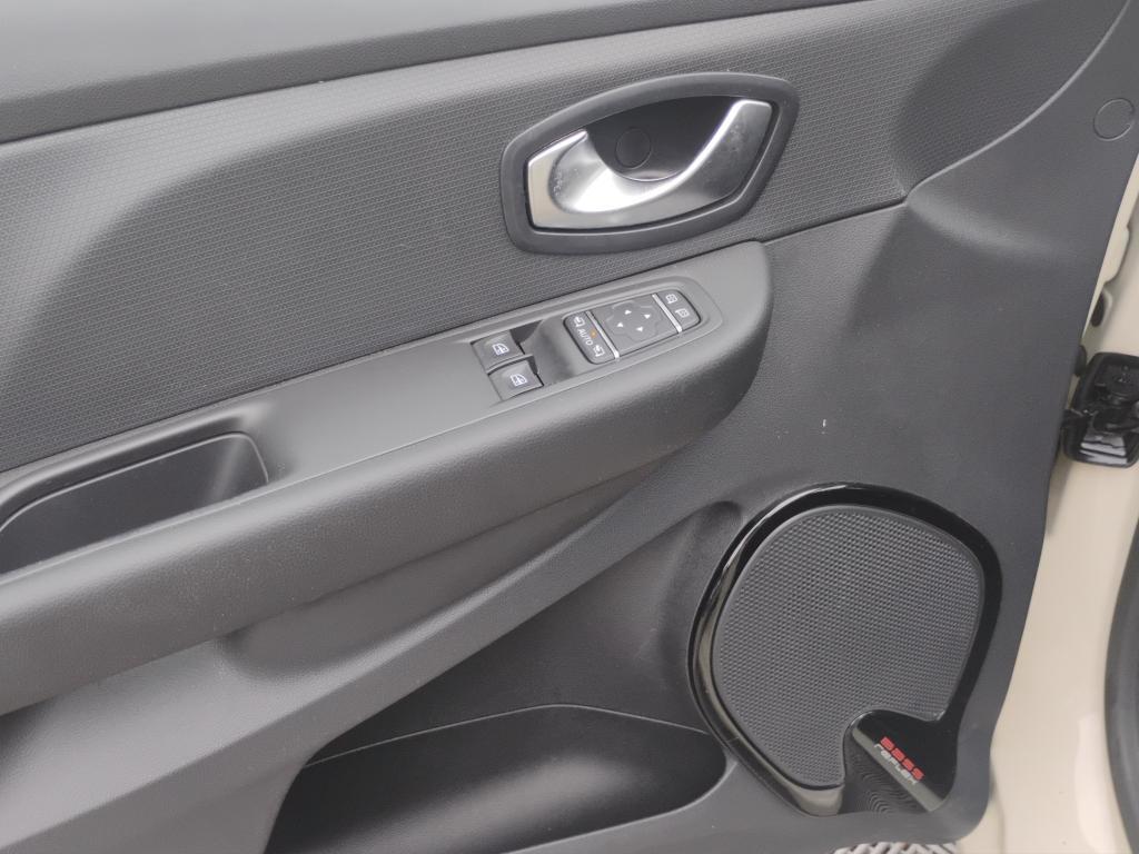 Renault Clio 5 Porte Clio 1.2 16v.75CV.NAVIGATORE.PREZZO REALE