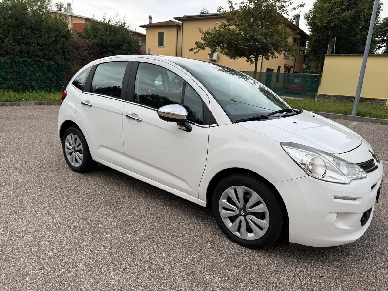Citroen C3 1.2 - NEOPATENTATI - 12 MESI DI GARANZIA -