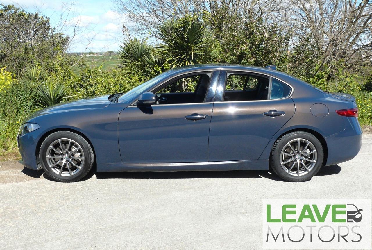 Alfa Romeo Giulia 180 CV AT8 Sport (M1487)