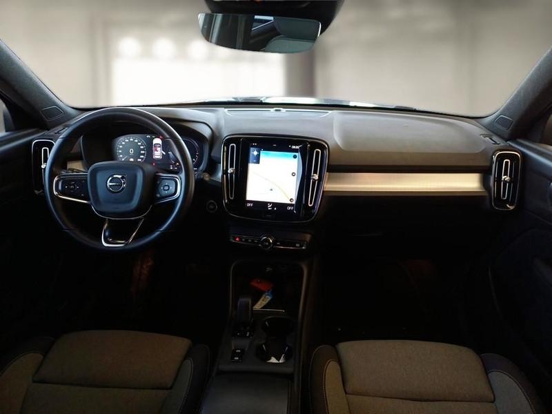 VOLVO XC40 T4 RECHARGE PLUG-IN AUTO CORE SUV