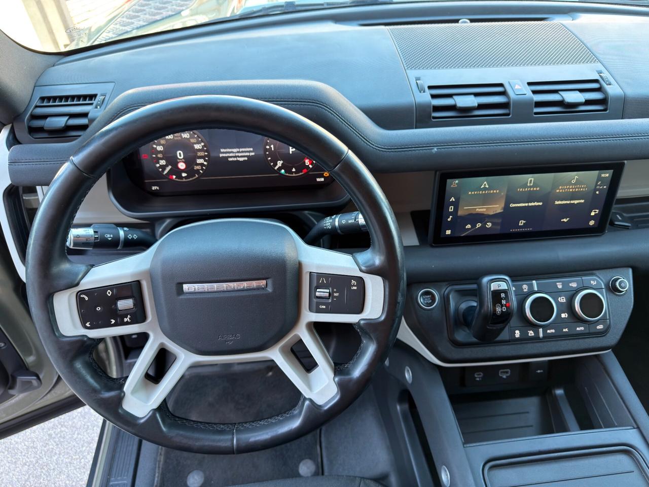 Land Rover Defender 90 3.0D I6 250 CV AWD