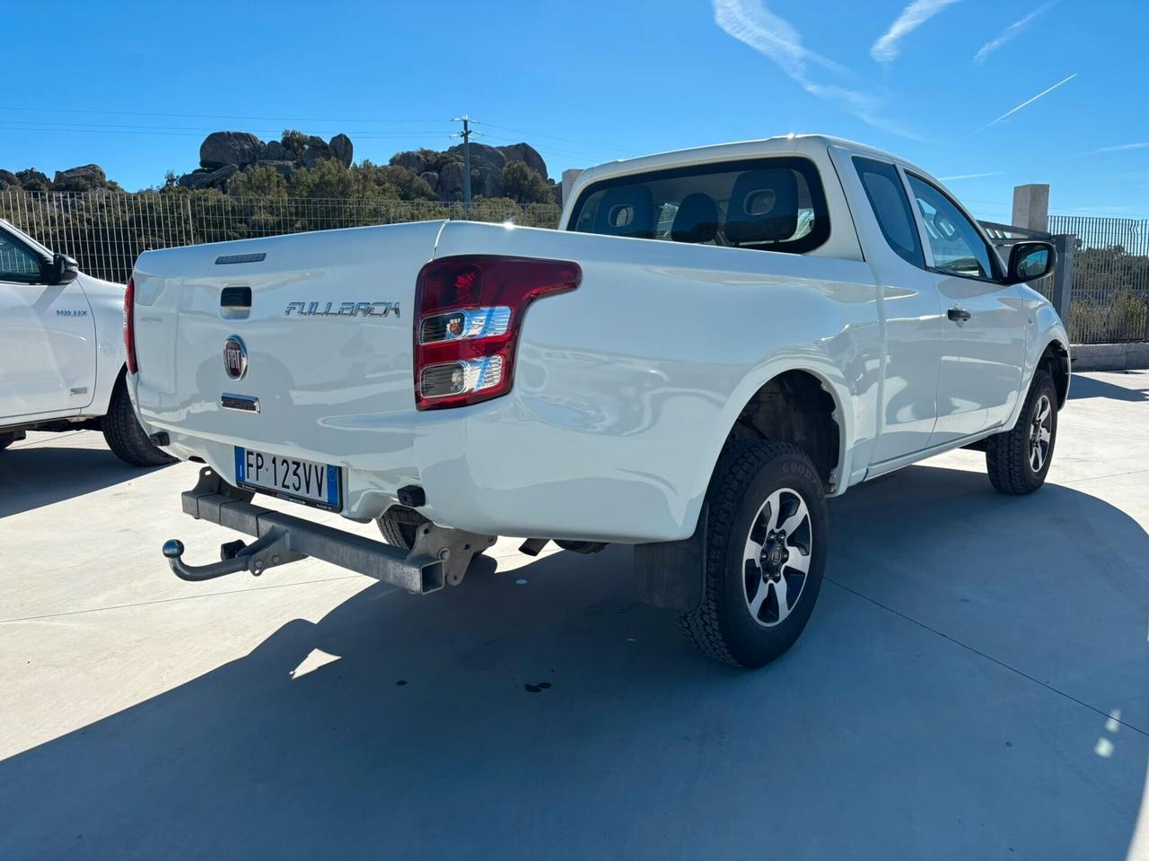 Fiat Fullback/Mitsubishi L200 2.4 150CV Cabina Estesa SX S&S