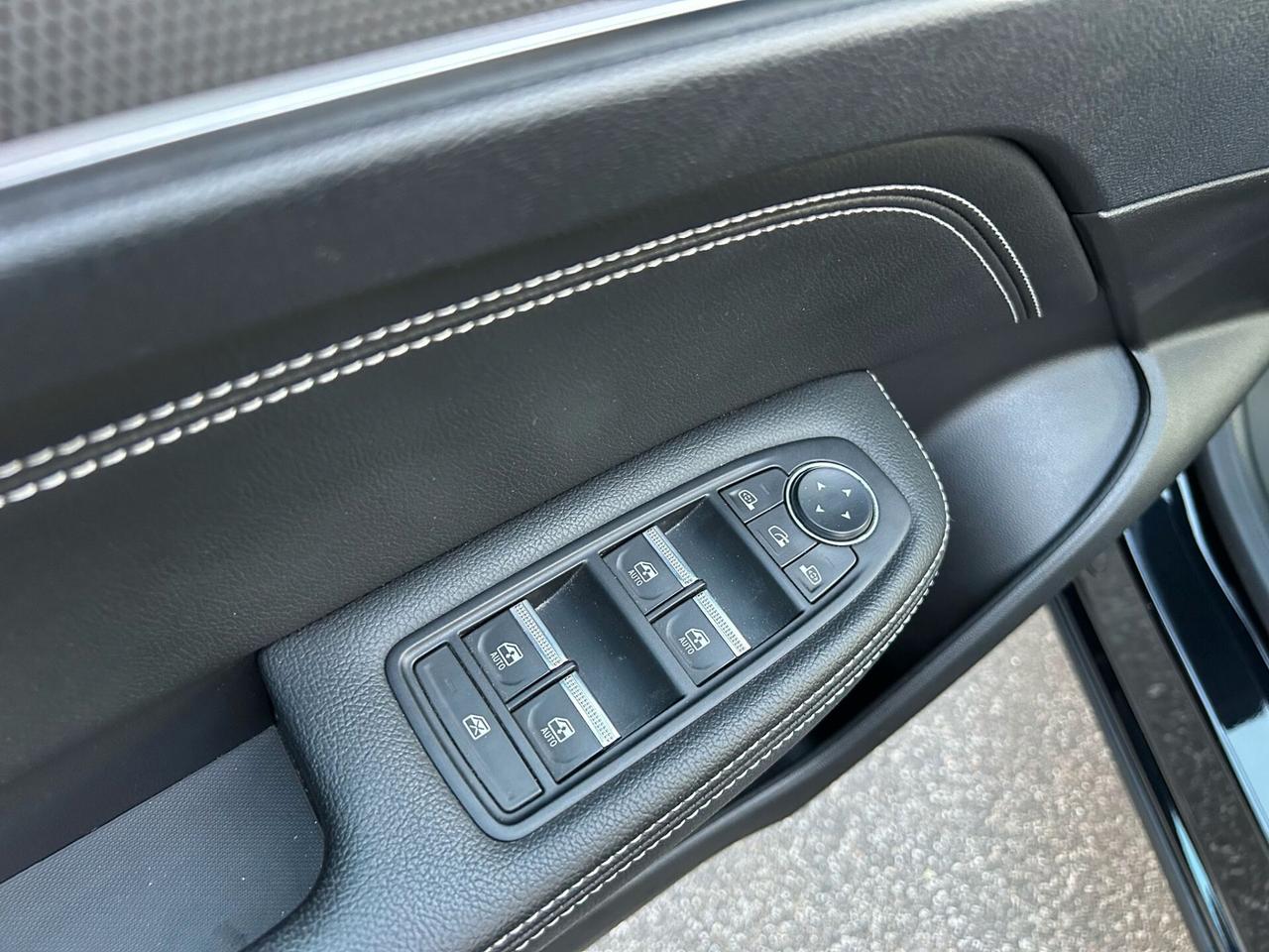 Renault Arkana Hybrid E-TECH 145 CV Intens NEOPATENTATI