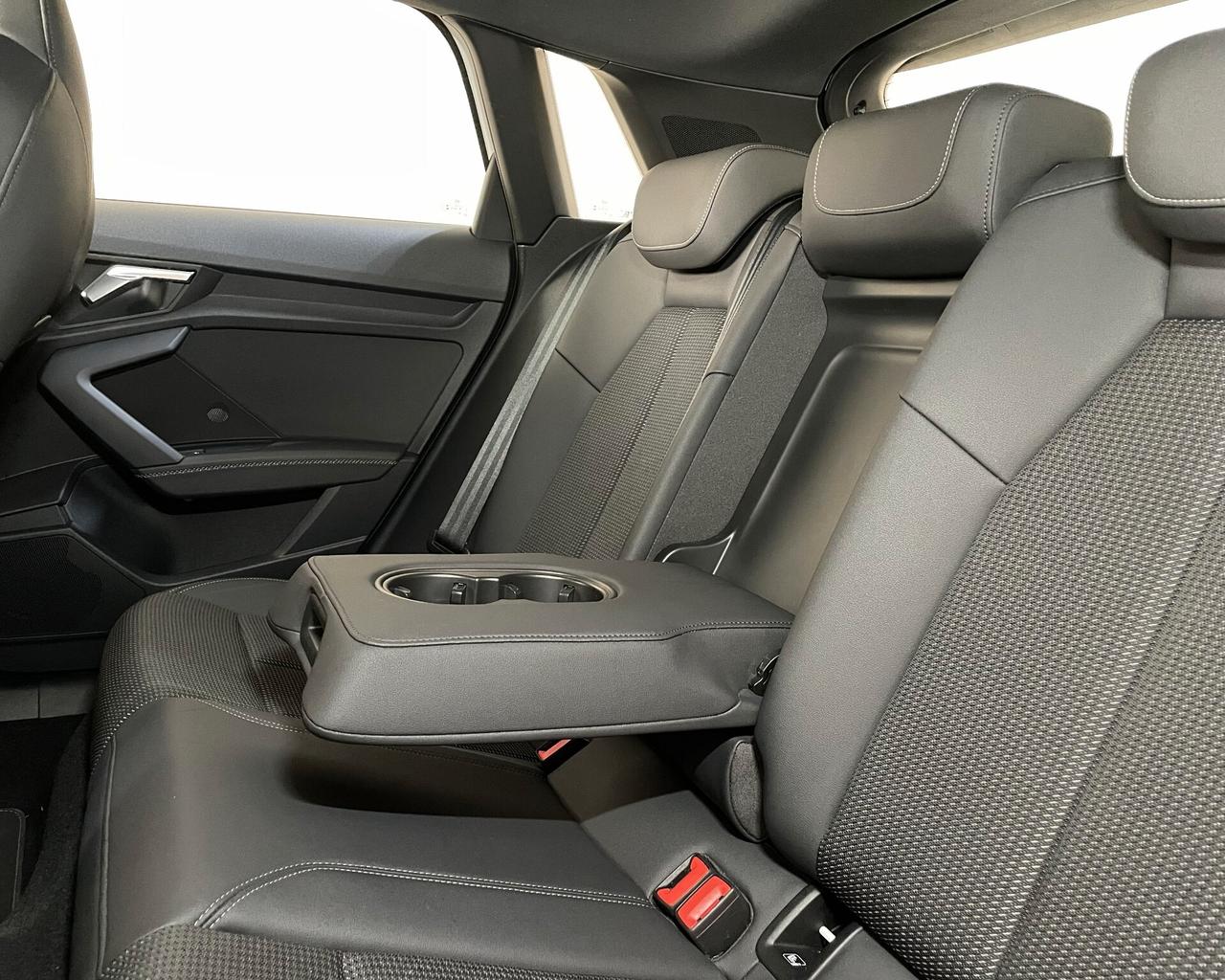 Audi A3 SPB 40 TDI quattro S tronic Business Advanced